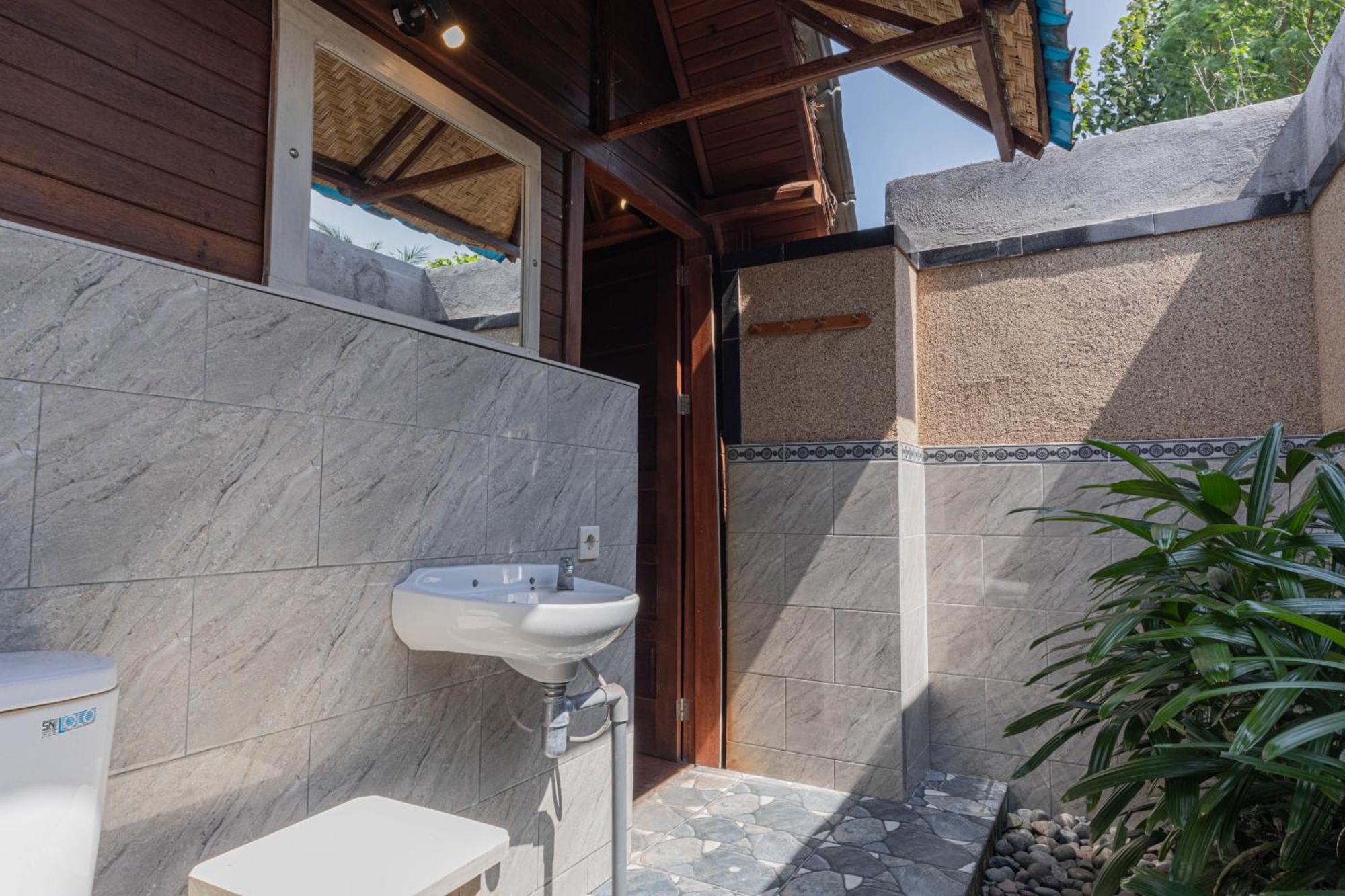Maha Nusa Menjangan Banyuwedang Habitación foto